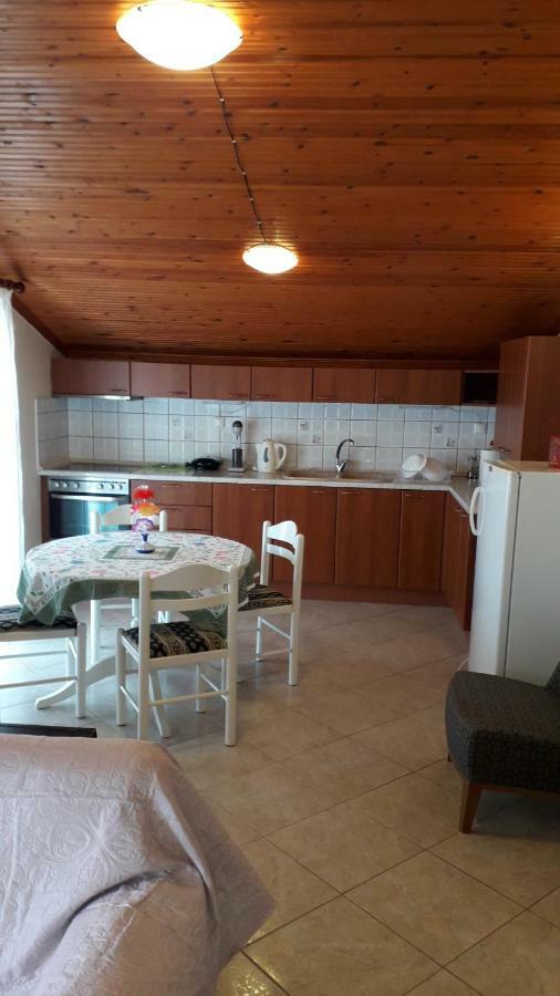 House Dilena Tsimtsiri Villa ลิเมนาเรีย ภายนอก รูปภาพ