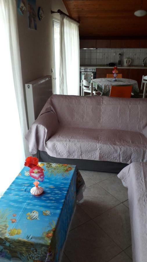 House Dilena Tsimtsiri Villa ลิเมนาเรีย ภายนอก รูปภาพ