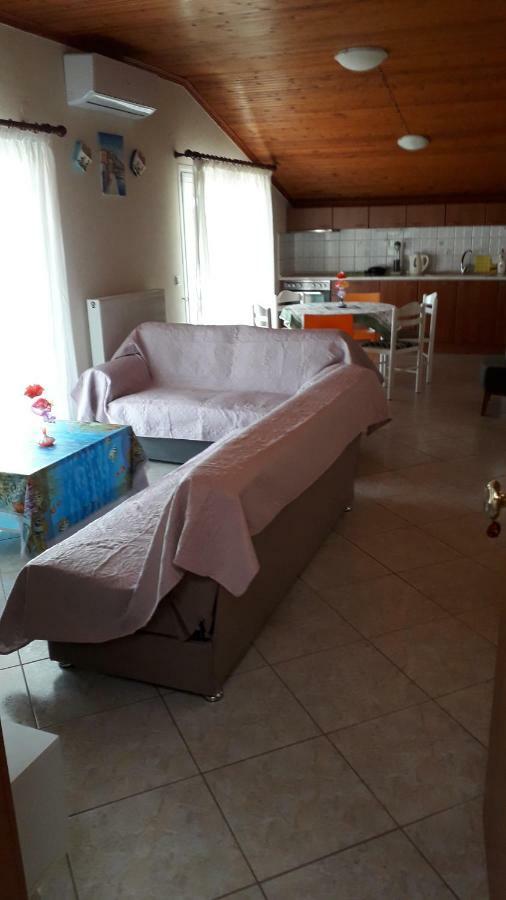 House Dilena Tsimtsiri Villa ลิเมนาเรีย ภายนอก รูปภาพ