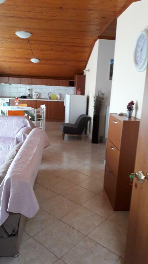 House Dilena Tsimtsiri Villa ลิเมนาเรีย ภายนอก รูปภาพ