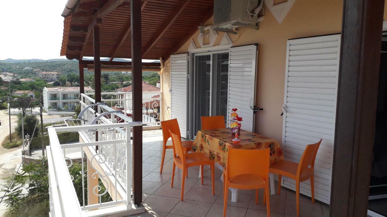 House Dilena Tsimtsiri Villa ลิเมนาเรีย ภายนอก รูปภาพ