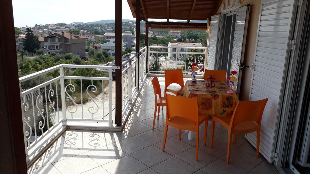 House Dilena Tsimtsiri Villa ลิเมนาเรีย ภายนอก รูปภาพ