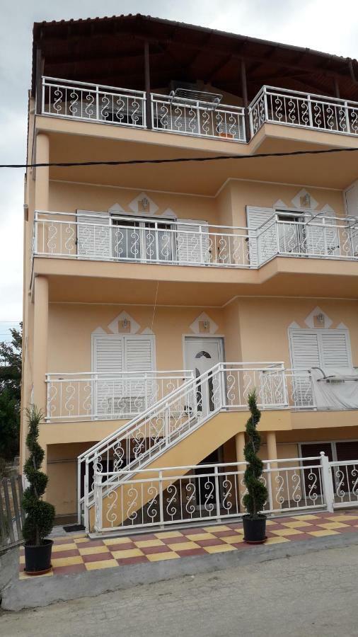 House Dilena Tsimtsiri Villa ลิเมนาเรีย ภายนอก รูปภาพ